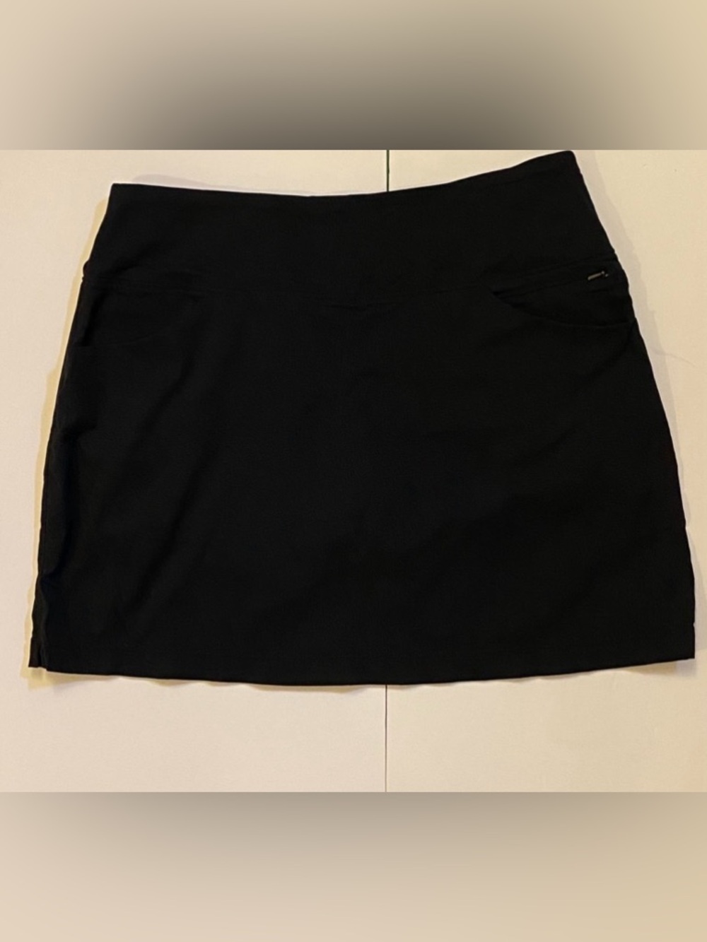 Tuff Athletics Women’s Activewear Skort Black Size Medium Zipper pocket